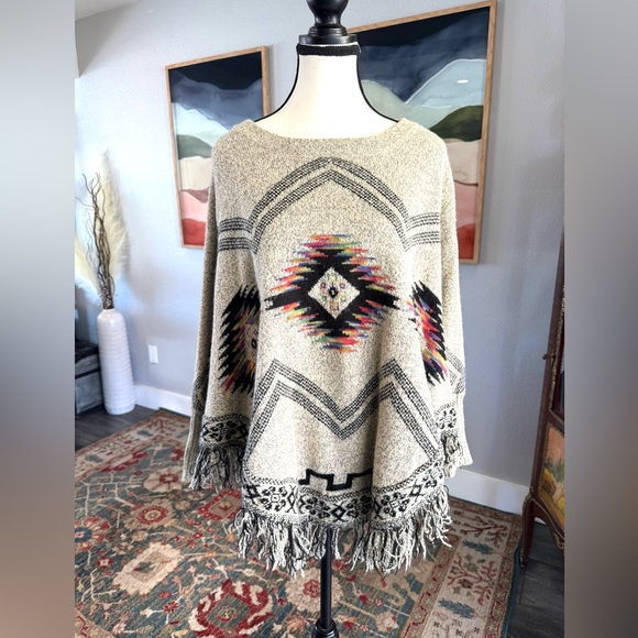 Kamana Sweaters - Kamana Southwest Fringe Poncho - Cream and Black